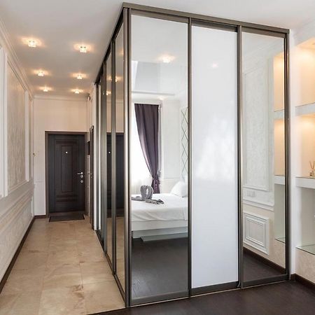 Exquisite Panoramic Views Apartment Dnipro Embankment 키예프 외부 사진