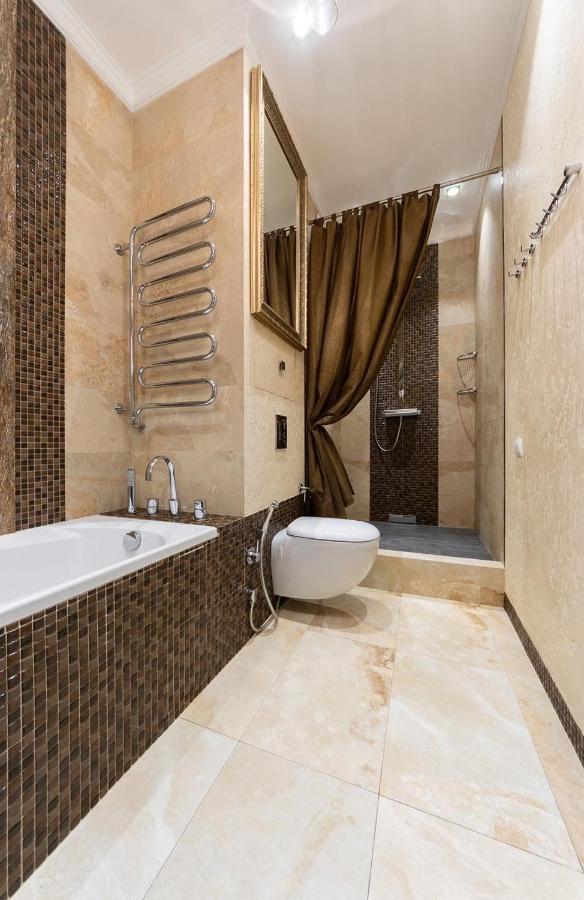Exquisite Panoramic Views Apartment Dnipro Embankment 키예프 외부 사진