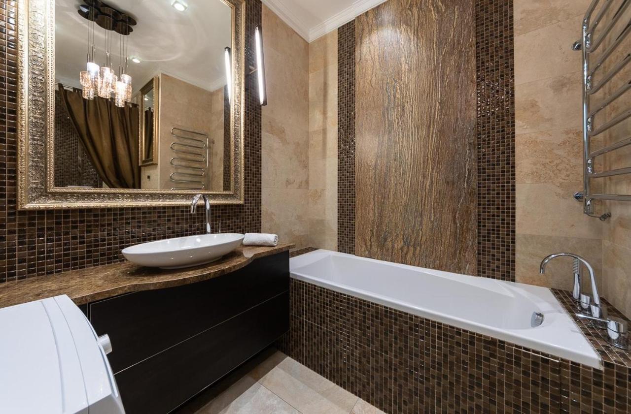 Exquisite Panoramic Views Apartment Dnipro Embankment 키예프 외부 사진