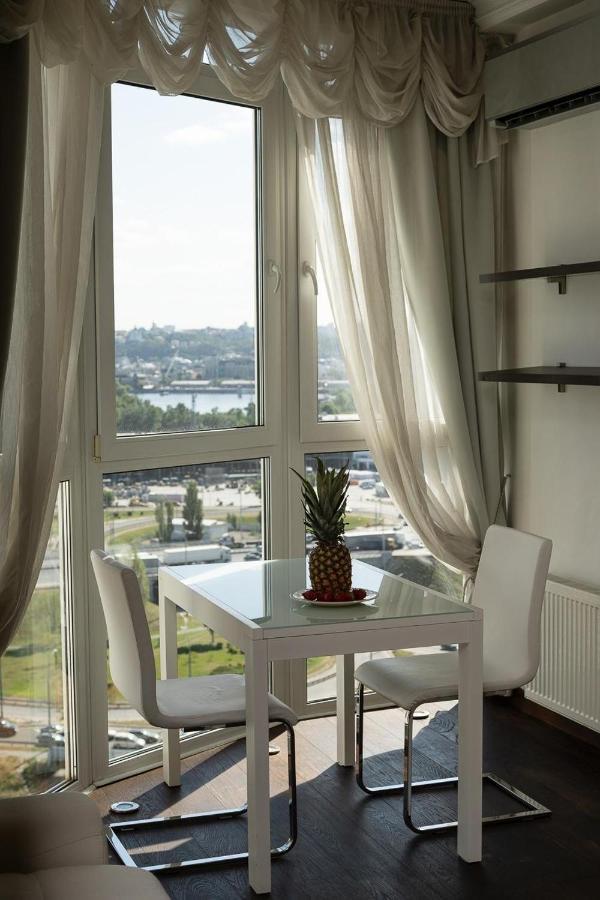 Exquisite Panoramic Views Apartment Dnipro Embankment 키예프 외부 사진