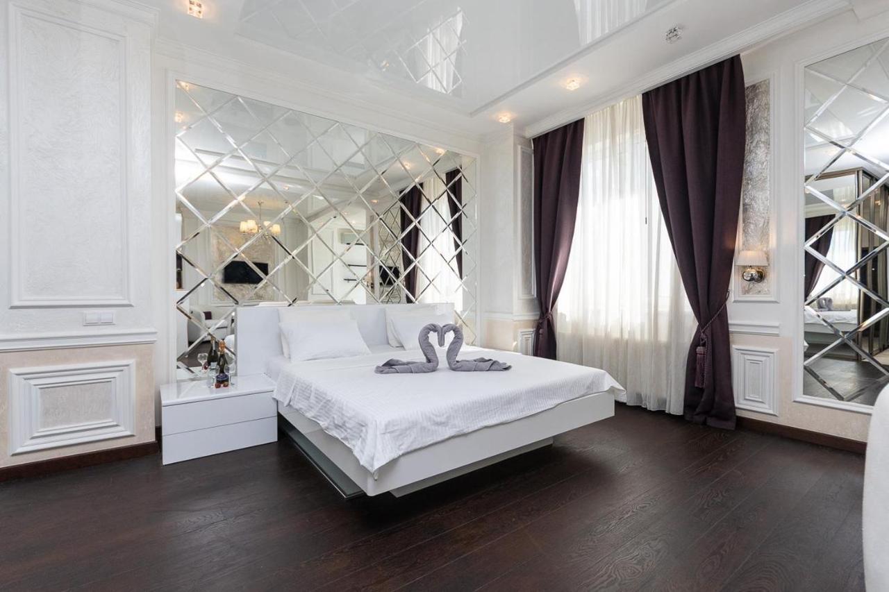 Exquisite Panoramic Views Apartment Dnipro Embankment 키예프 외부 사진